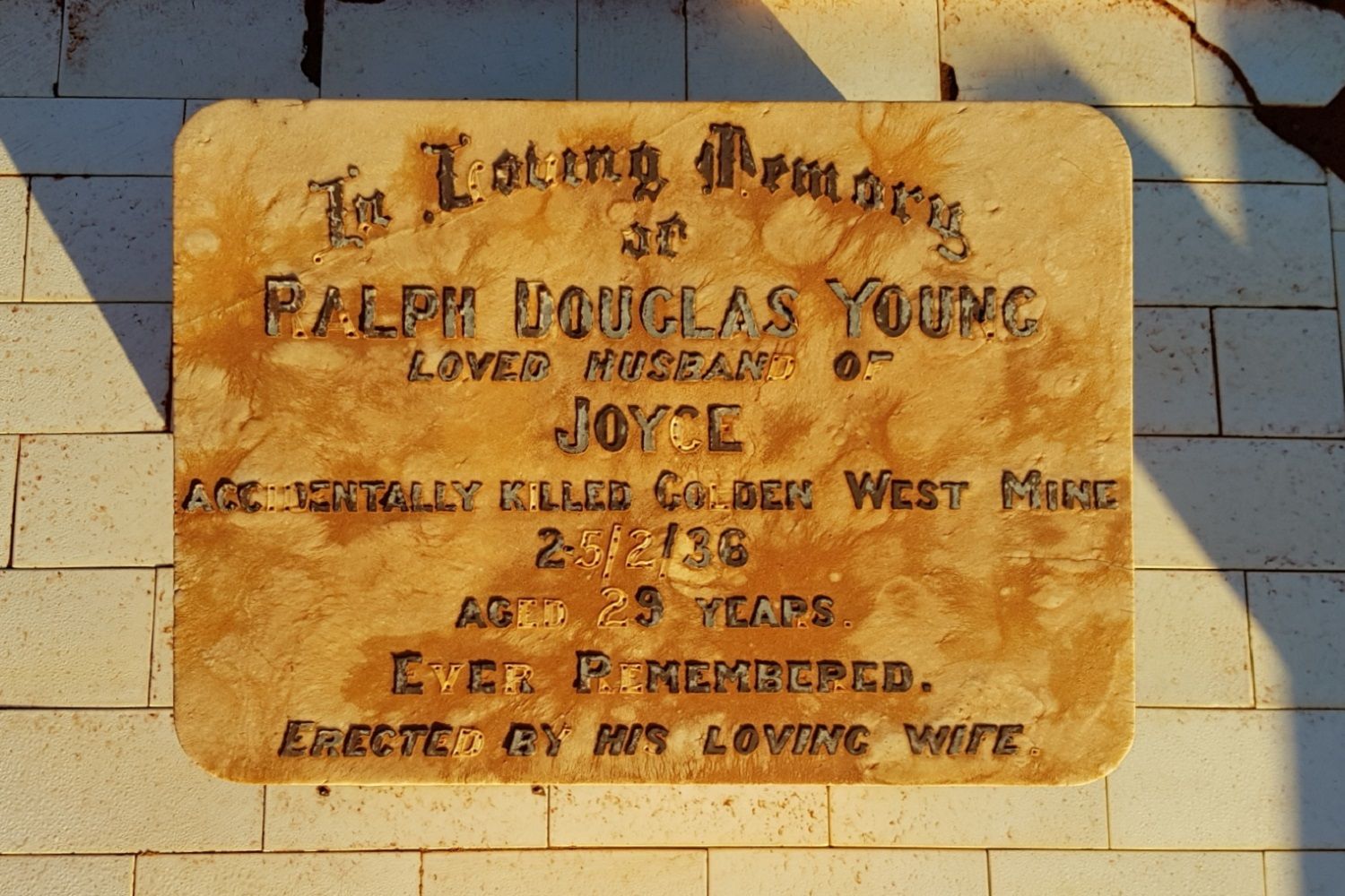 Kalgoorlie Cemetery Ralph Douglas Young - photo Danelle Warnock